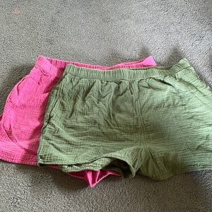 Linen shorts, with pockets